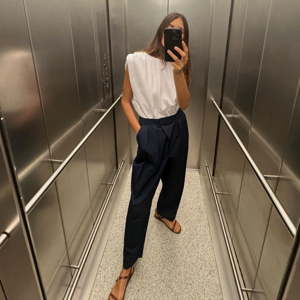 Zara White Sleeveless Top with Navy High-Waist Pleated Pants